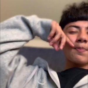 Meet your Posher, Omar